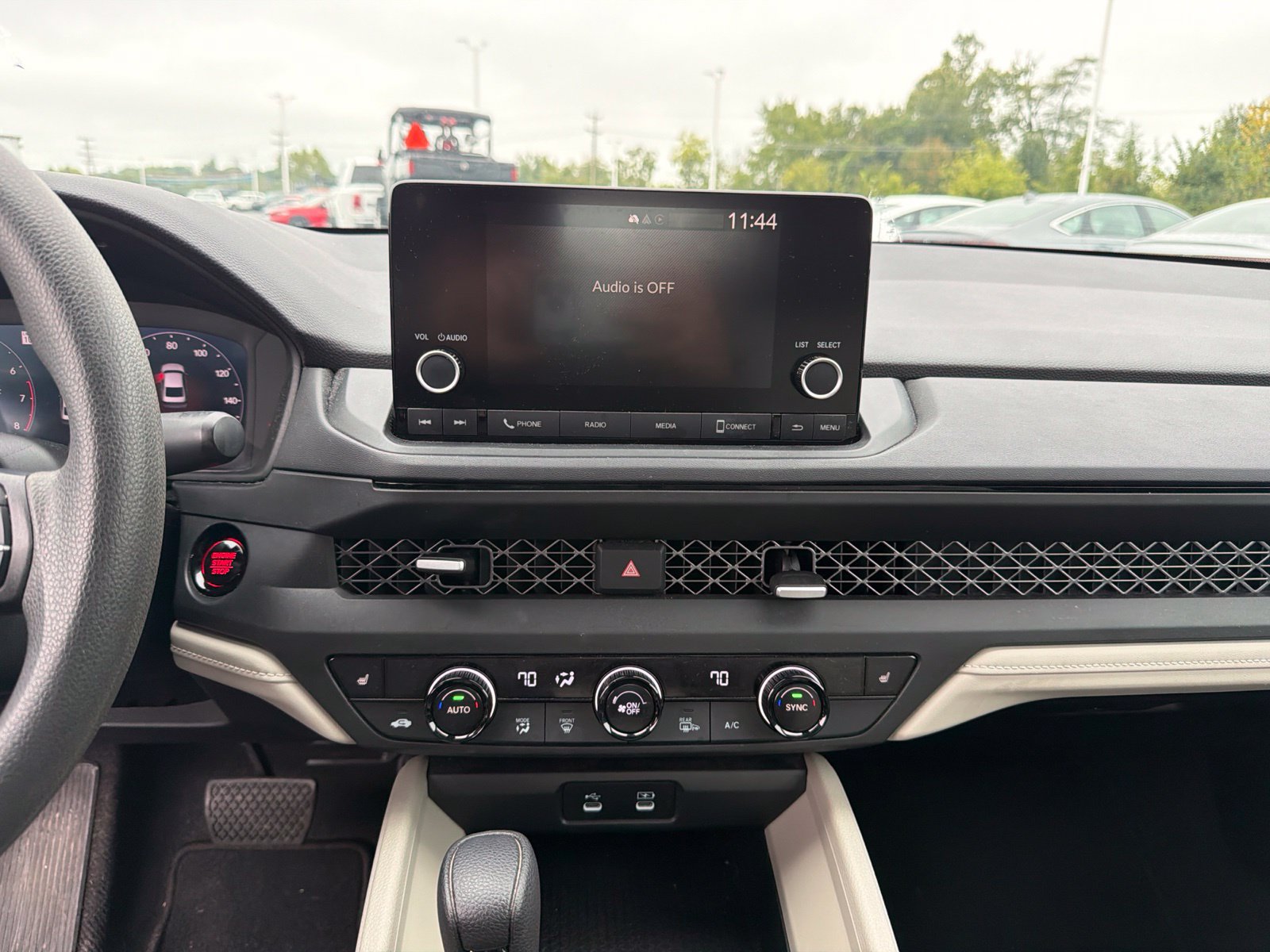 Used 2024 Honda Accord EX image 4
