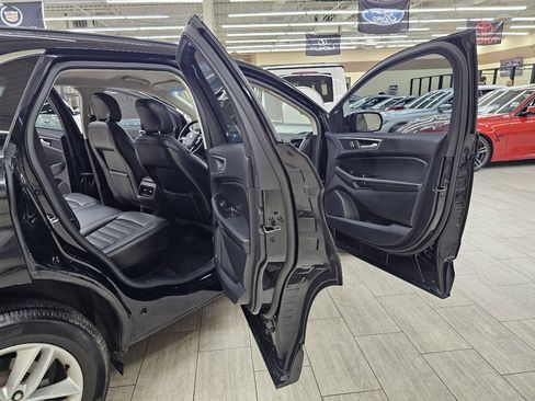 Used 2017 Ford Edge SEL w/ Equipment Group 201A image 14