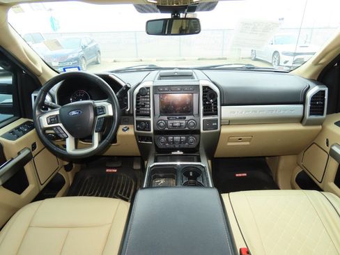 Used 2020 Ford F250 Lariat w/ Lariat Ultimate Package image 14