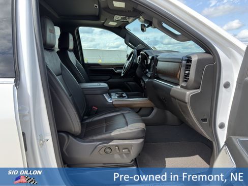Certified 2024 Chevrolet Silverado 2500 High Country w/ High Country Premium Package AWD/4WD image 18