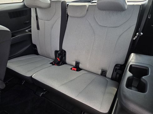 Used 2020 Hyundai Palisade SEL w/ Convenience Package image 17