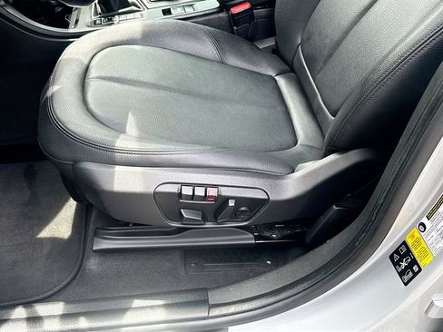 Used 2017 BMW X1 xDrive28i AWD/4WD image 18