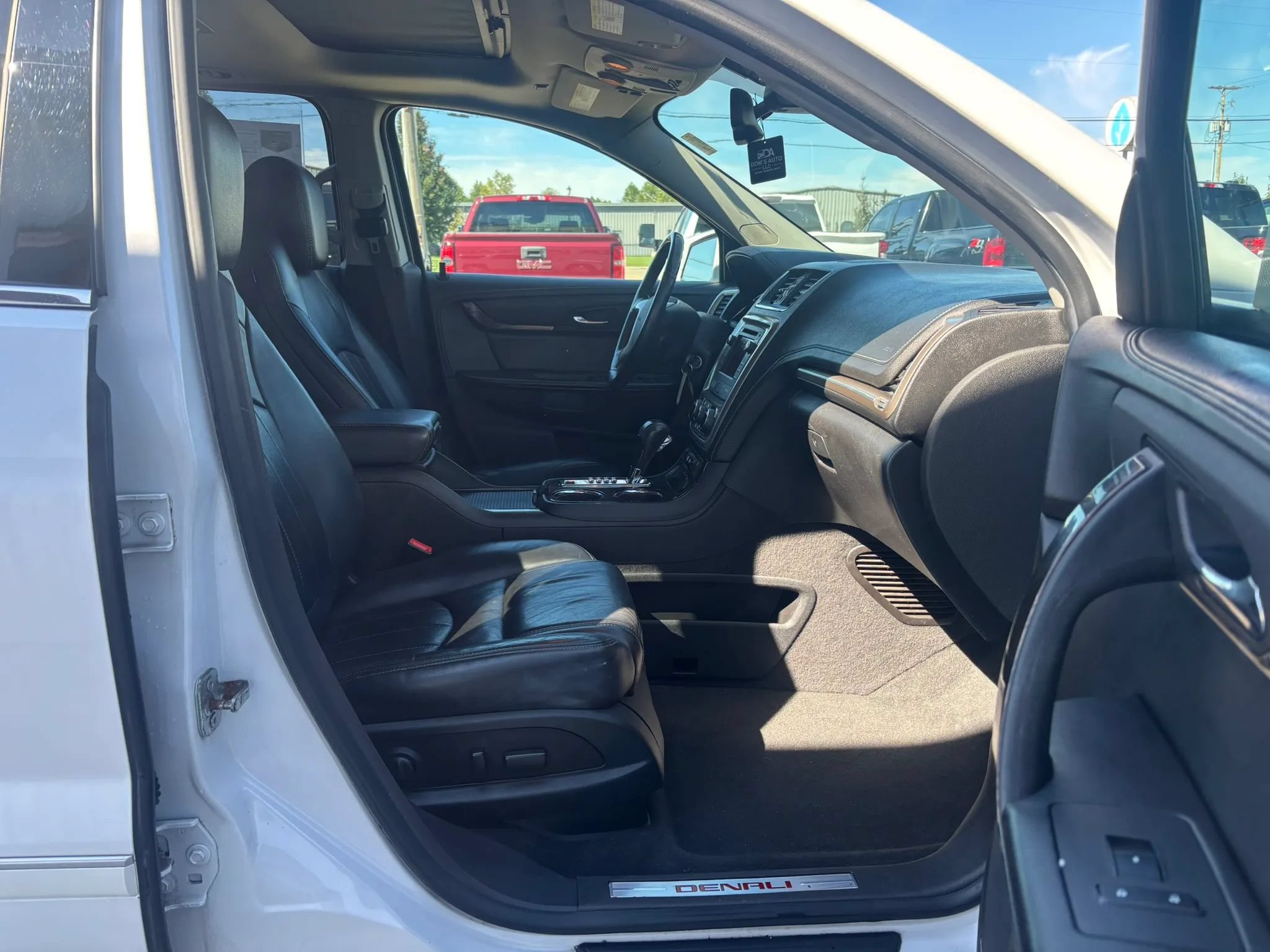 Used 2016 GMC Acadia Denali AWD/4WD image 19
