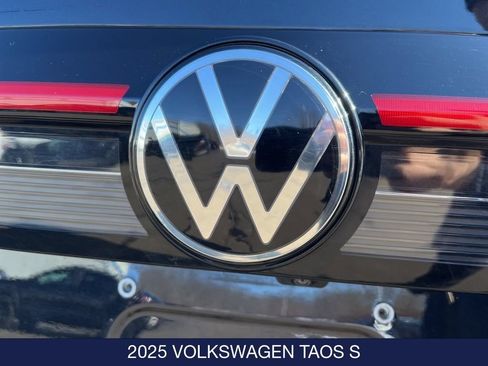 Used 2025 Volkswagen Taos S AWD/4WD image 40