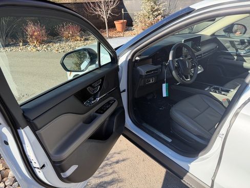 New 2026 Lincoln Corsair Grand Touring image 21