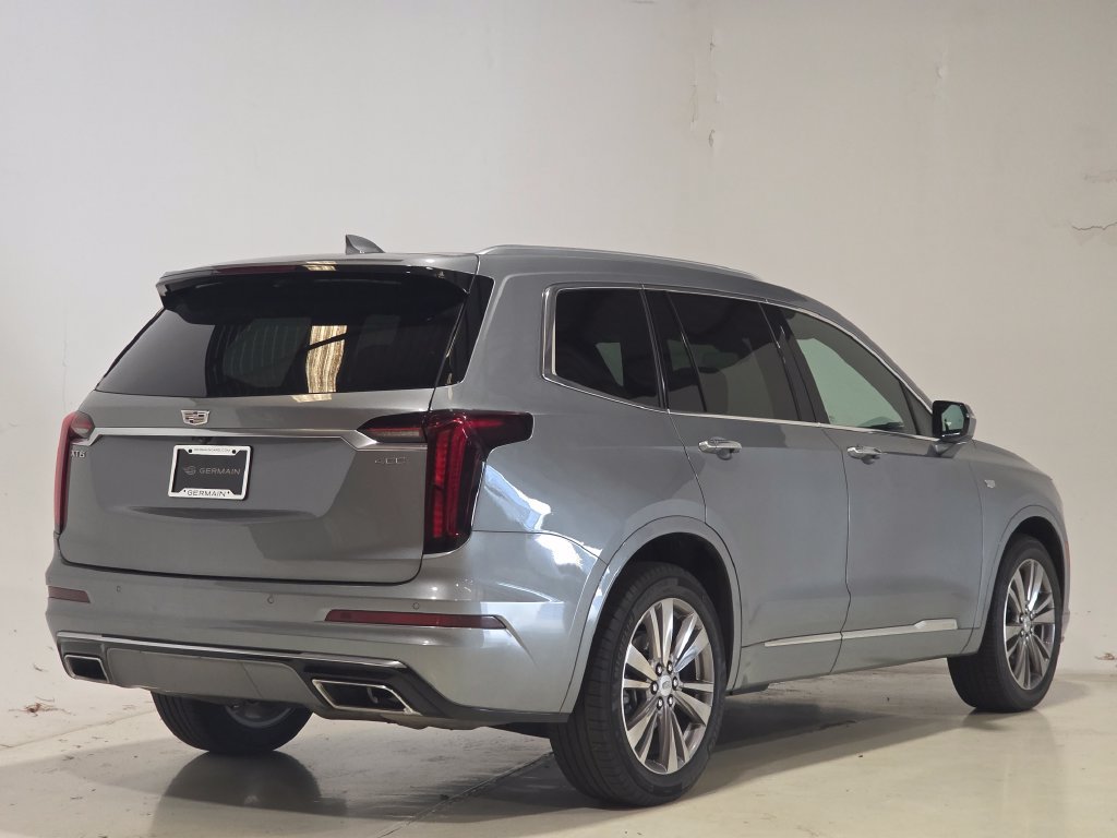 Used 2023 Cadillac XT6 Premium Luxury FWD image 5