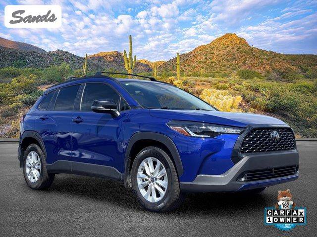 Used 2025 Toyota Corolla Cross LE w/ Moonroof Package AWD/4WD image 1