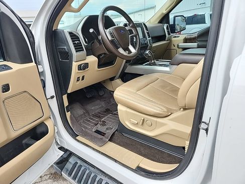 Used 2018 Ford F150 Lariat w/ FX4 Off-Road Package AWD/4WD image 27