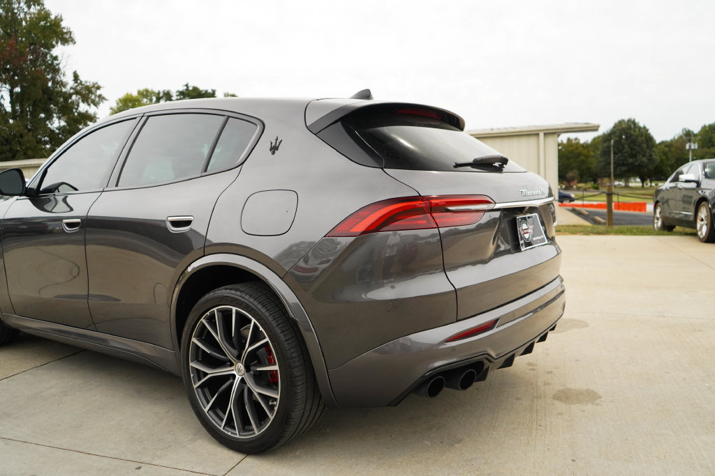 Used 2023 Maserati Grecale Modena AWD/4WD image 21