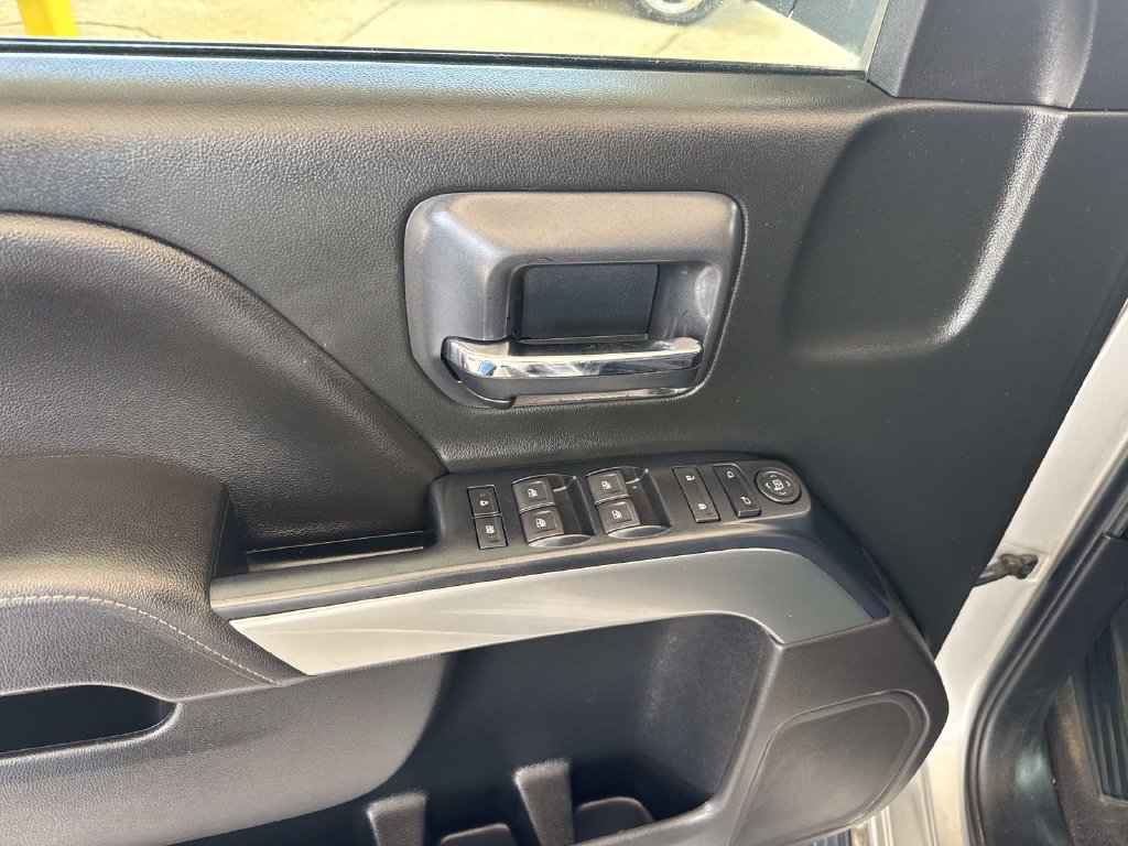 Used 2019 Chevrolet Silverado 1500 LT w/ Texas Edition AWD/4WD image 21