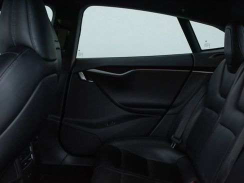 Used 2020 Tesla Model S Long Range image 18