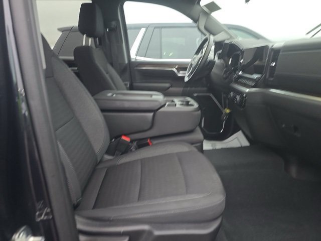 Used 2024 Chevrolet Silverado 1500 LT AWD/4WD image 10