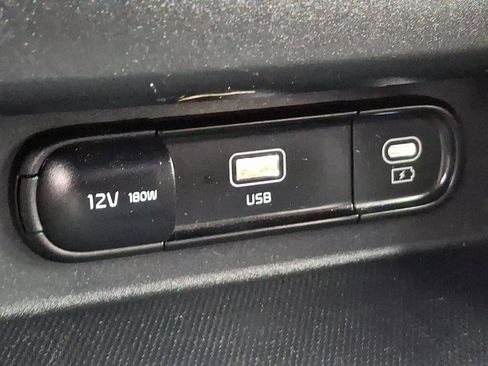 Used 2024 Kia Seltos S image 27