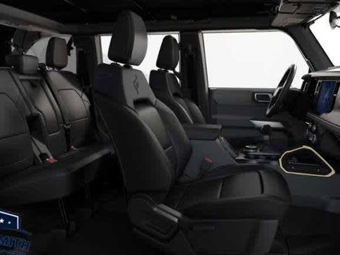 New 2025 Ford Bronco Badlands w/ Sasquatch Package image 15