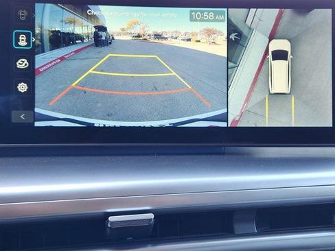 New 2026 Hyundai Ioniq 9 Limited image 12