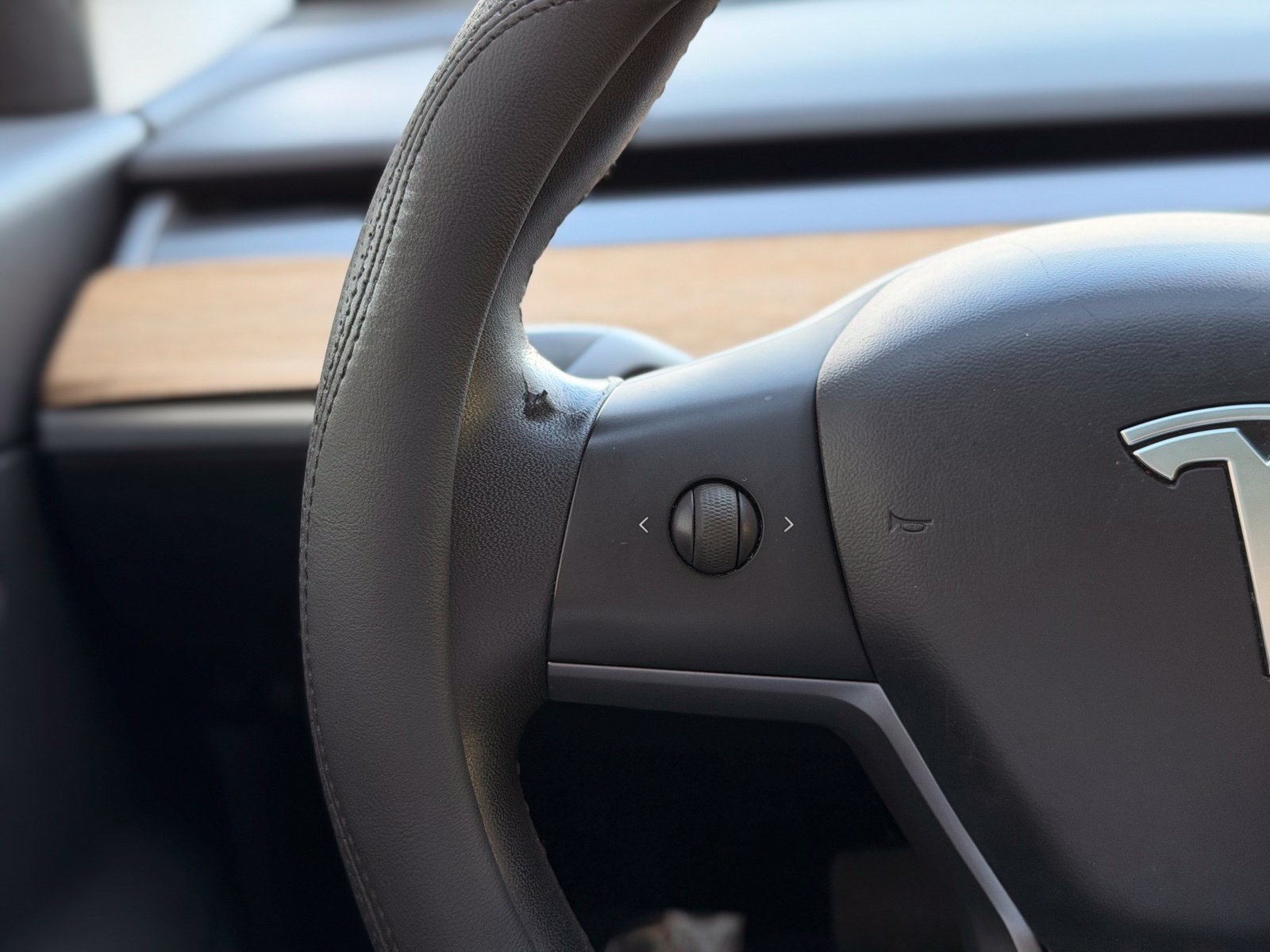 Used 2020 Tesla Model 3 Standard Range Plus RWD image 35
