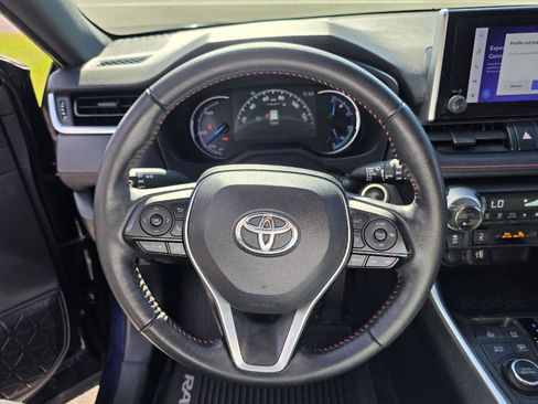 Used 2023 Toyota RAV4 SE w/ Weather & Moonroof Package AWD/4WD image 21