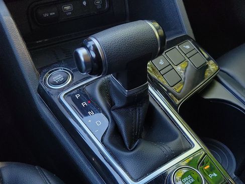 Used 2023 Kia Sportage EX FWD image 23