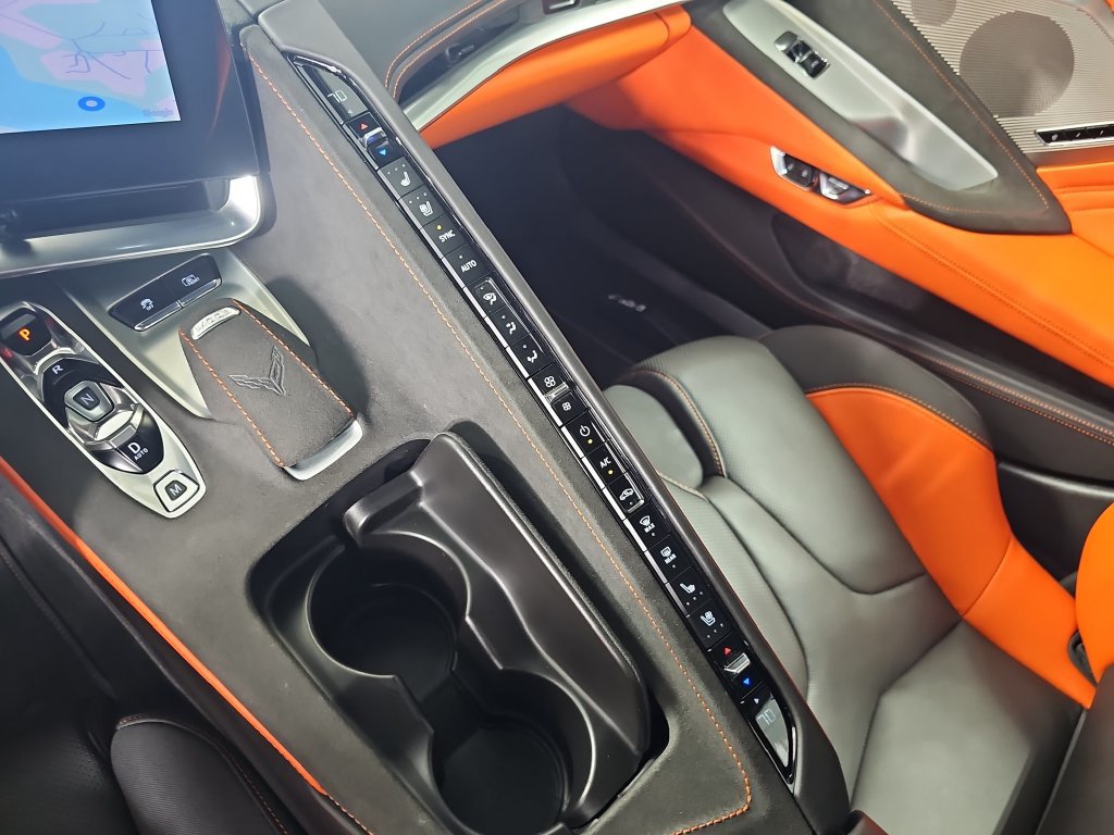 Used 2025 Chevrolet Corvette Z06 RWD image 30