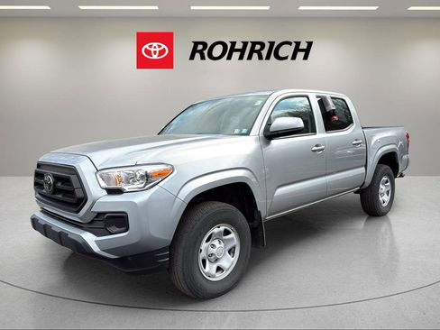 Used 2023 Toyota Tacoma SR image 1