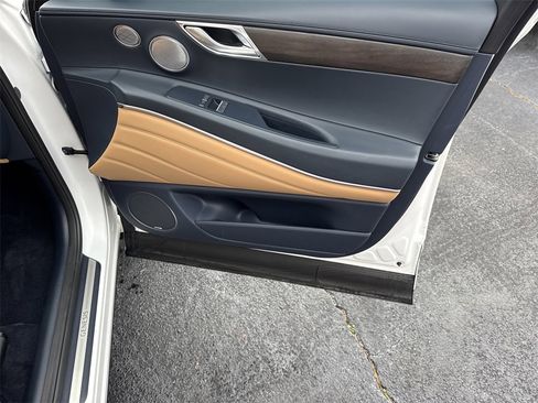 Used 2024 Genesis GV80 3.5T Prestige Signature image 14