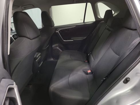 Used 2020 Toyota RAV4 LE image 23