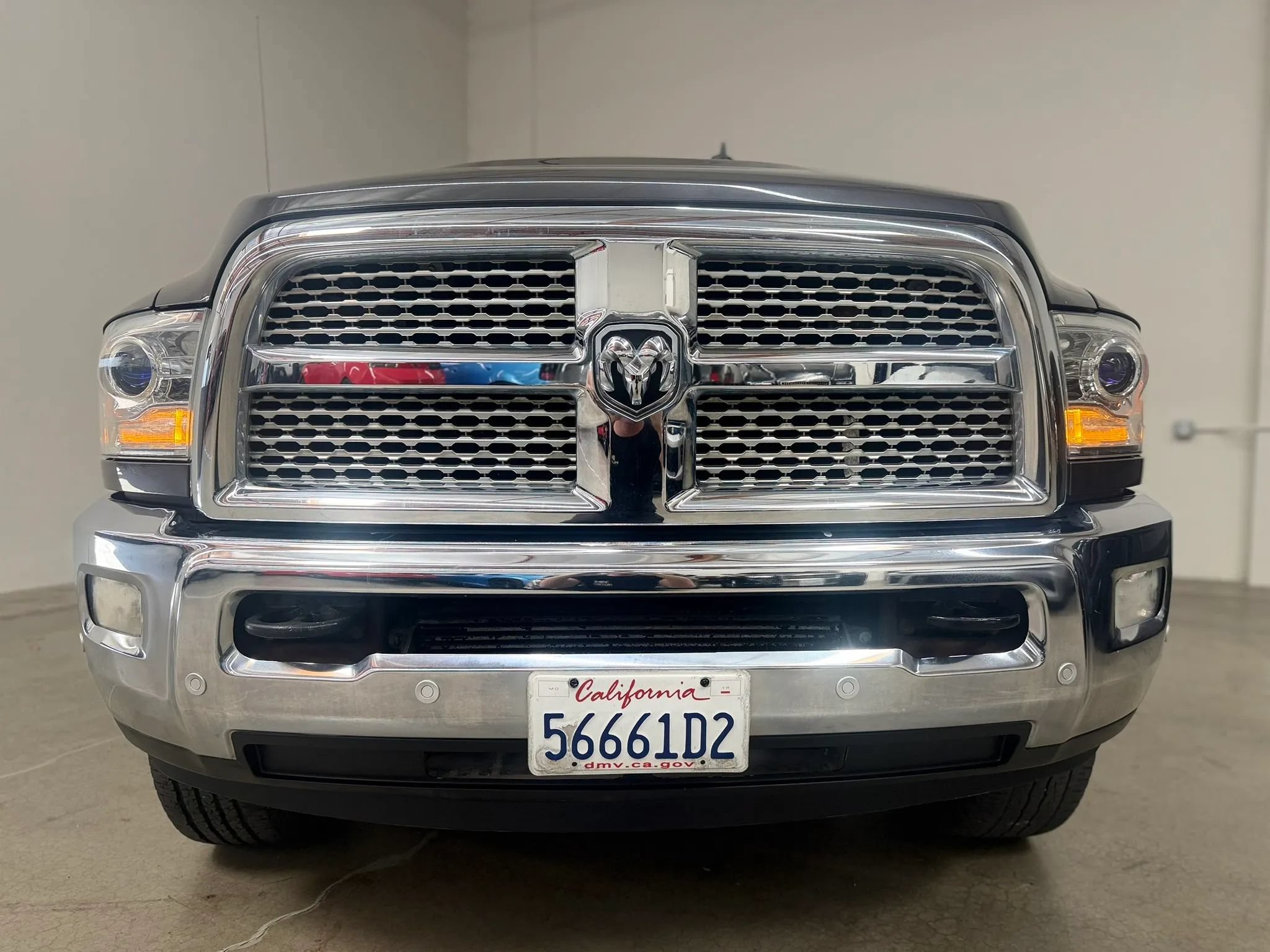Used 2016 RAM 2500 Laramie AWD/4WD image 5