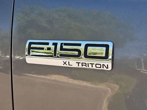 Used 2004 Ford F150 2WD Regular Cab image 11