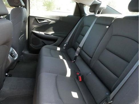 Used 2024 Chevrolet Malibu LT image 17