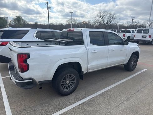 Used 2024 Chevrolet Colorado LT w/ LT Convenience Package II image 3