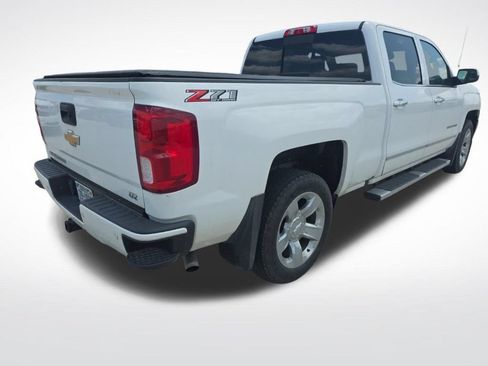 Used 2018 Chevrolet Silverado 1500 LTZ Z71 w/ LTZ Plus Package AWD/4WD image 7