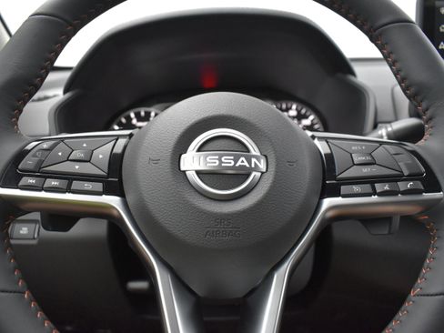 New 2025 Nissan Altima 2.5 SR image 12