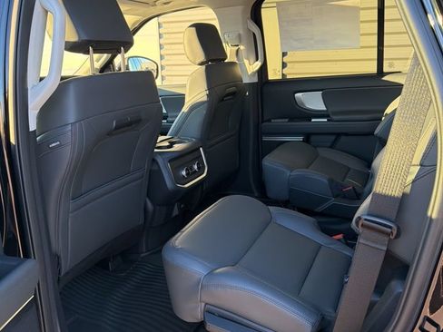 New 2026 Ford Expedition Active RWD image 29