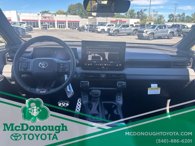 Used 2026 Toyota RAV4 AWD Plug-in Hybrid image 12