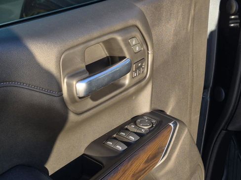 Used 2020 GMC Sierra 1500 SLT image 13