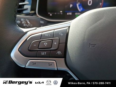 Certified 2025 Volkswagen Jetta S image 23