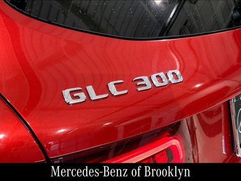 Certified 2022 Mercedes-Benz GLC 300 4MATIC image 11
