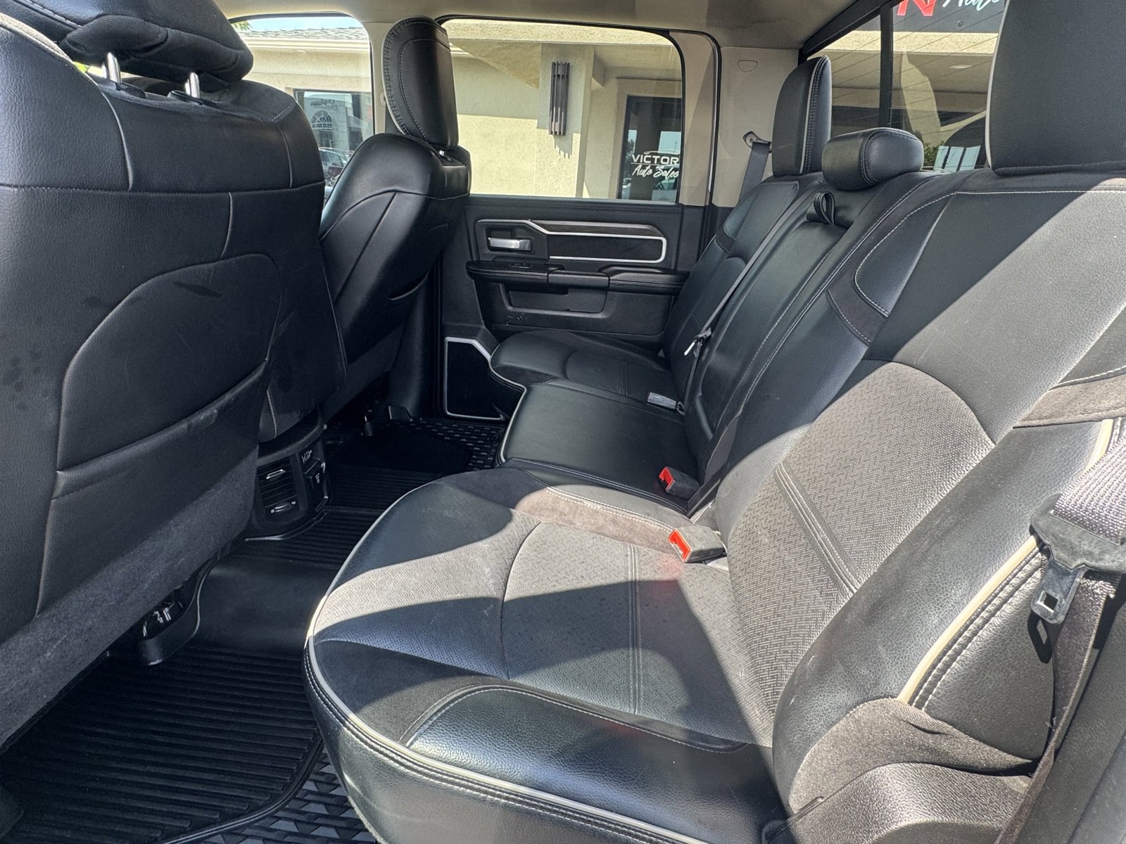 Used 2019 RAM 2500 Laramie AWD/4WD image 13