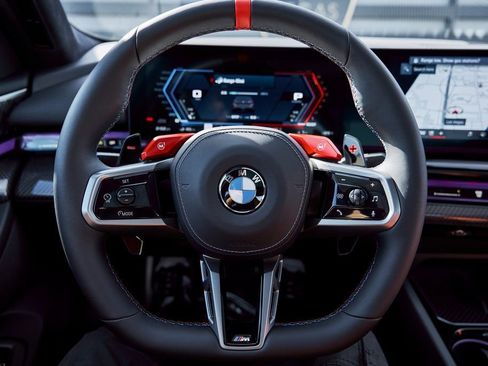 Used 2026 BMW M5 w/ Executive Package image 65