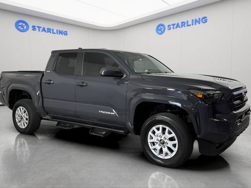 Used 2024 Toyota Tacoma SR5 RWD image 13