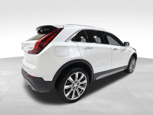 Certified 2023 Cadillac XT4 Premium Luxury w/ Cold Weather Package AWD/4WD image 4
