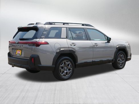 Used 2026 Subaru Outback Premium AWD/4WD image 7