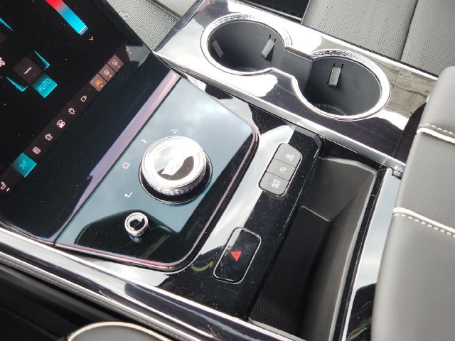 New 2026 Cadillac Escalade Sport w/ Touring Package AWD/4WD image 18