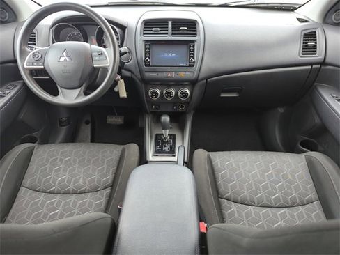 Used 2023 Mitsubishi Outlander Sport ES image 19