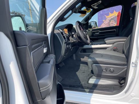 Used 2026 RAM 1500 Big Horn AWD/4WD image 13