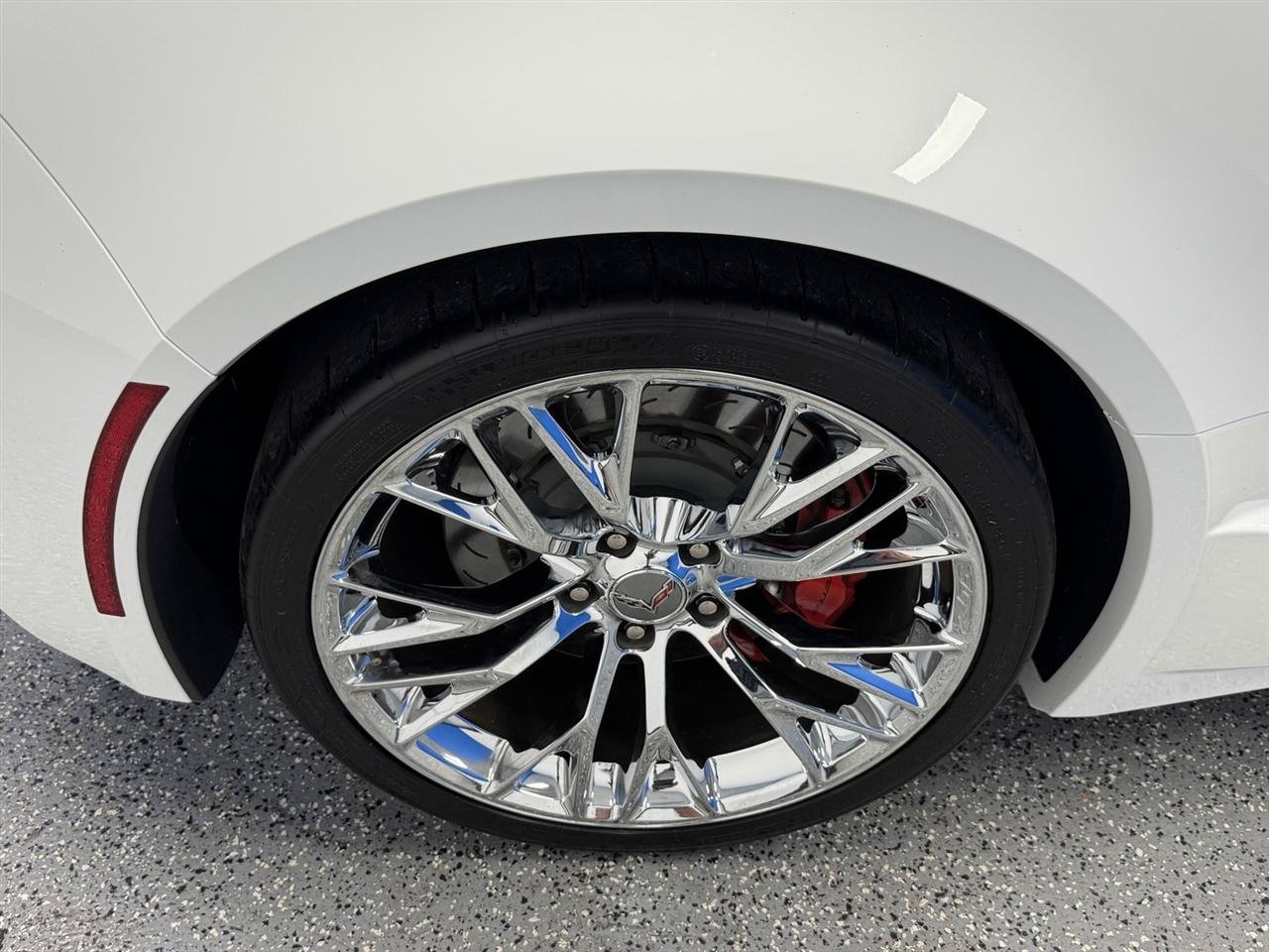 Used 2019 Chevrolet Corvette Z06 RWD image 30