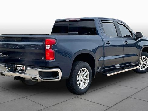Used 2021 Chevrolet Silverado 1500 LT AWD/4WD image 12
