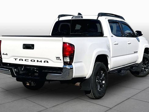 Used 2023 Toyota Tacoma SR5 AWD/4WD image 13