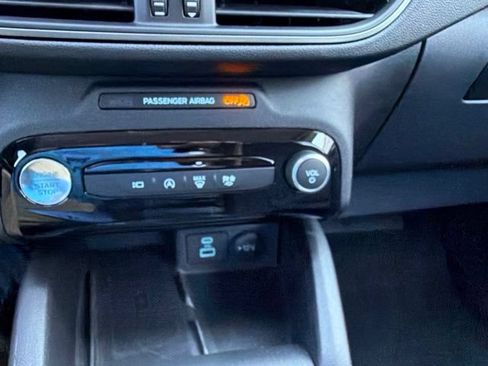 Used 2023 Ford Escape Active w/ Tech Pack #2 AWD/4WD image 21