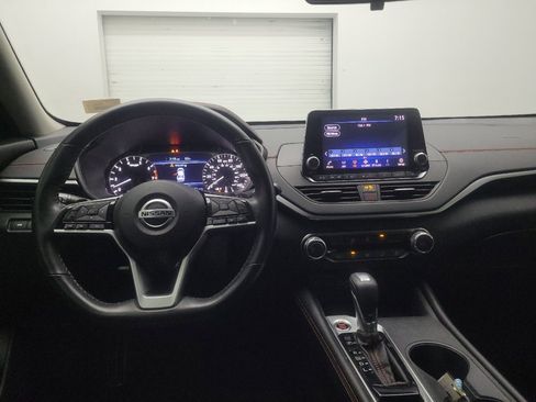 Used 2021 Nissan Altima 2.5 SR FWD image 22